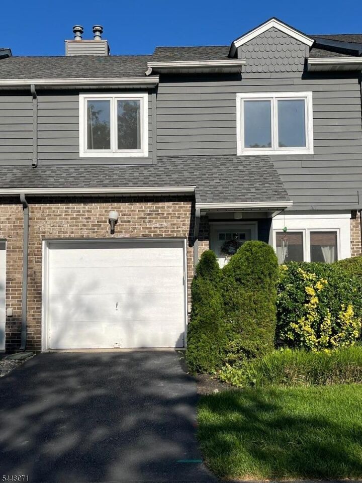 Inna Corrado -Experienced Real Estate Agent in Bergen County, NJ in Ridgewood, NJ (2)