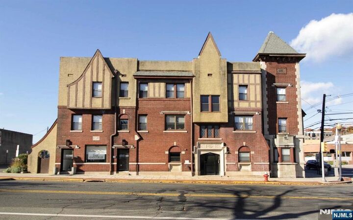 Inna Corrado -Experienced Real Estate Agent in Bergen County, NJ in Ridgewood, NJ (4)