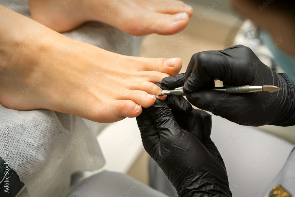 Dazzy's Lacquer Studio in Portage, IN