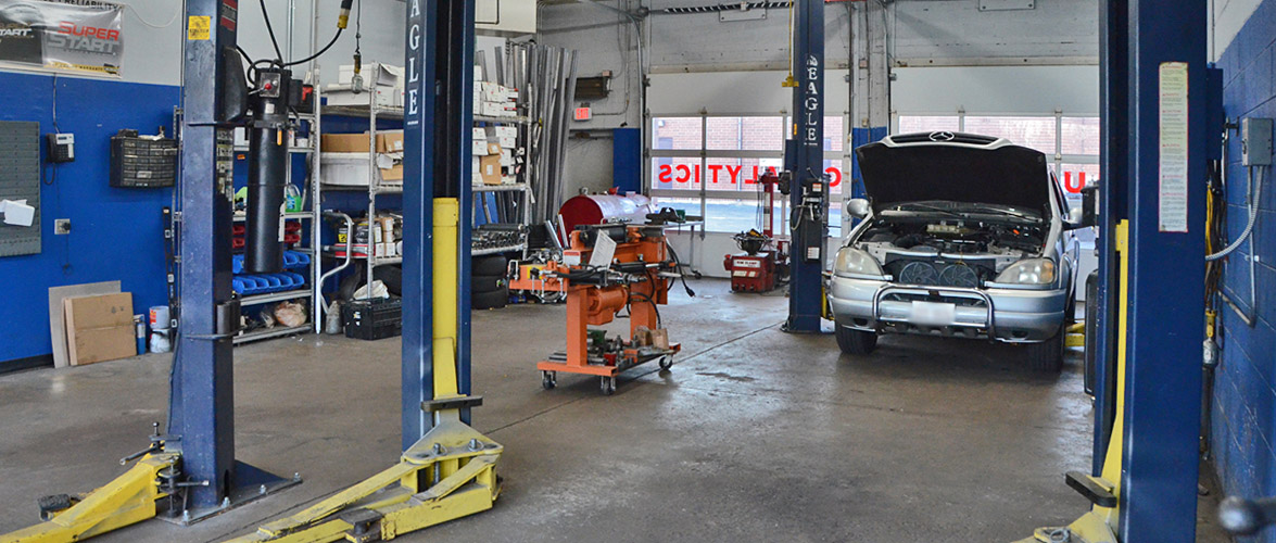 Palma's Auto Repair And Muffler in Bolingbrook, IL