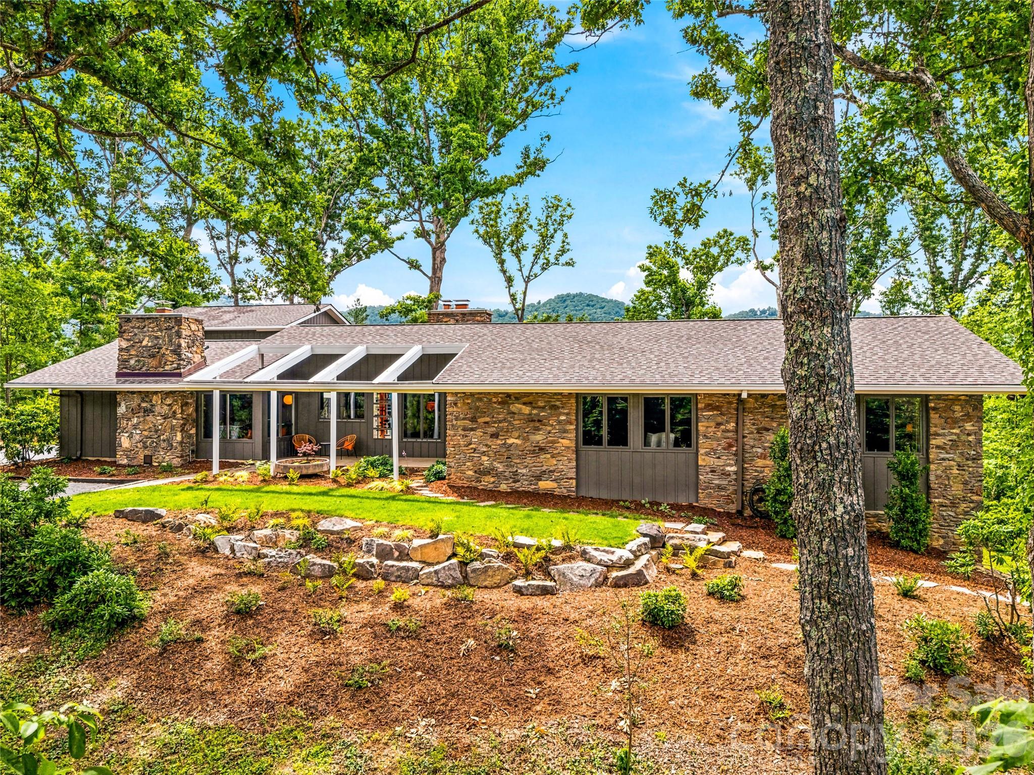 Heidi DuBose - Asheville Realtor in Asheville, NC