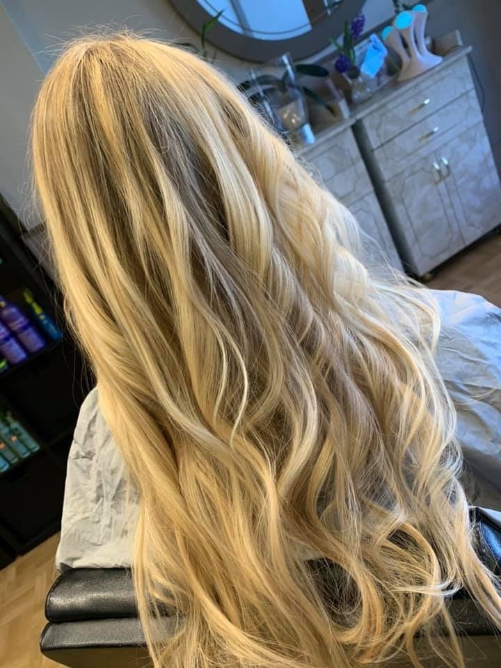 Chelsea Healey Hair Color Specialist/Stylist Extraordinaire in Fairfax, CA (3)