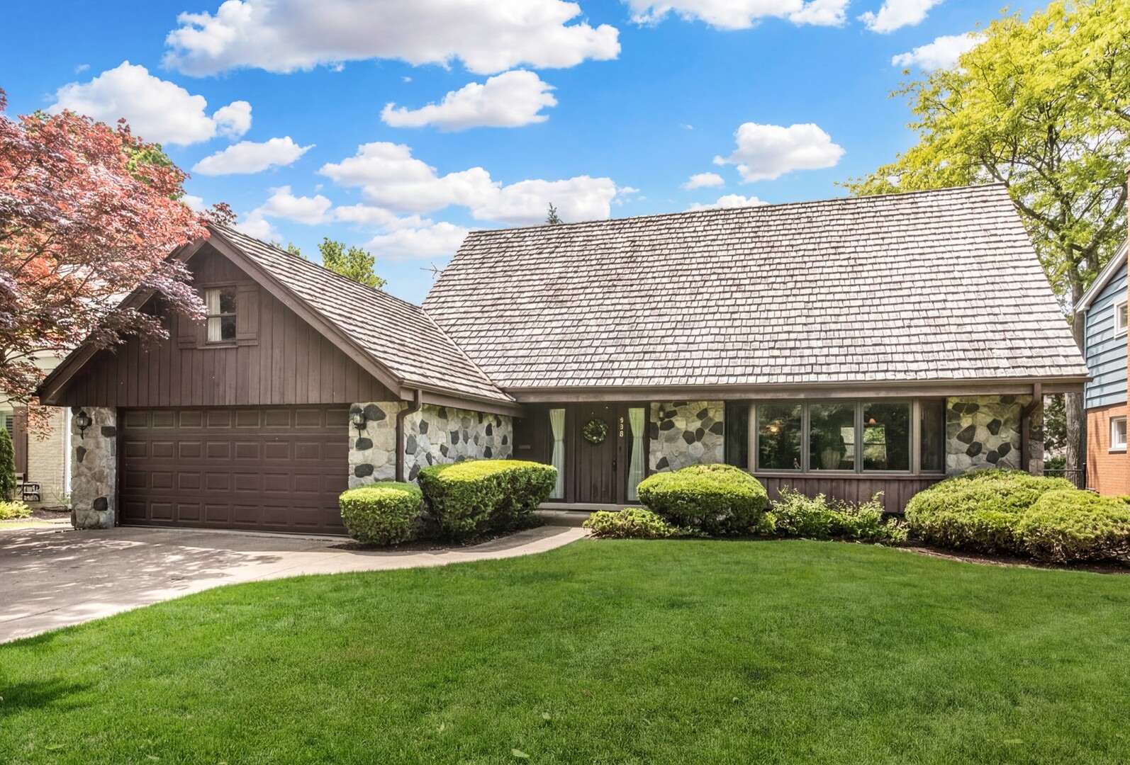 @Properties - Kassie Houlihan - Broker in Park Ridge, IL (2)