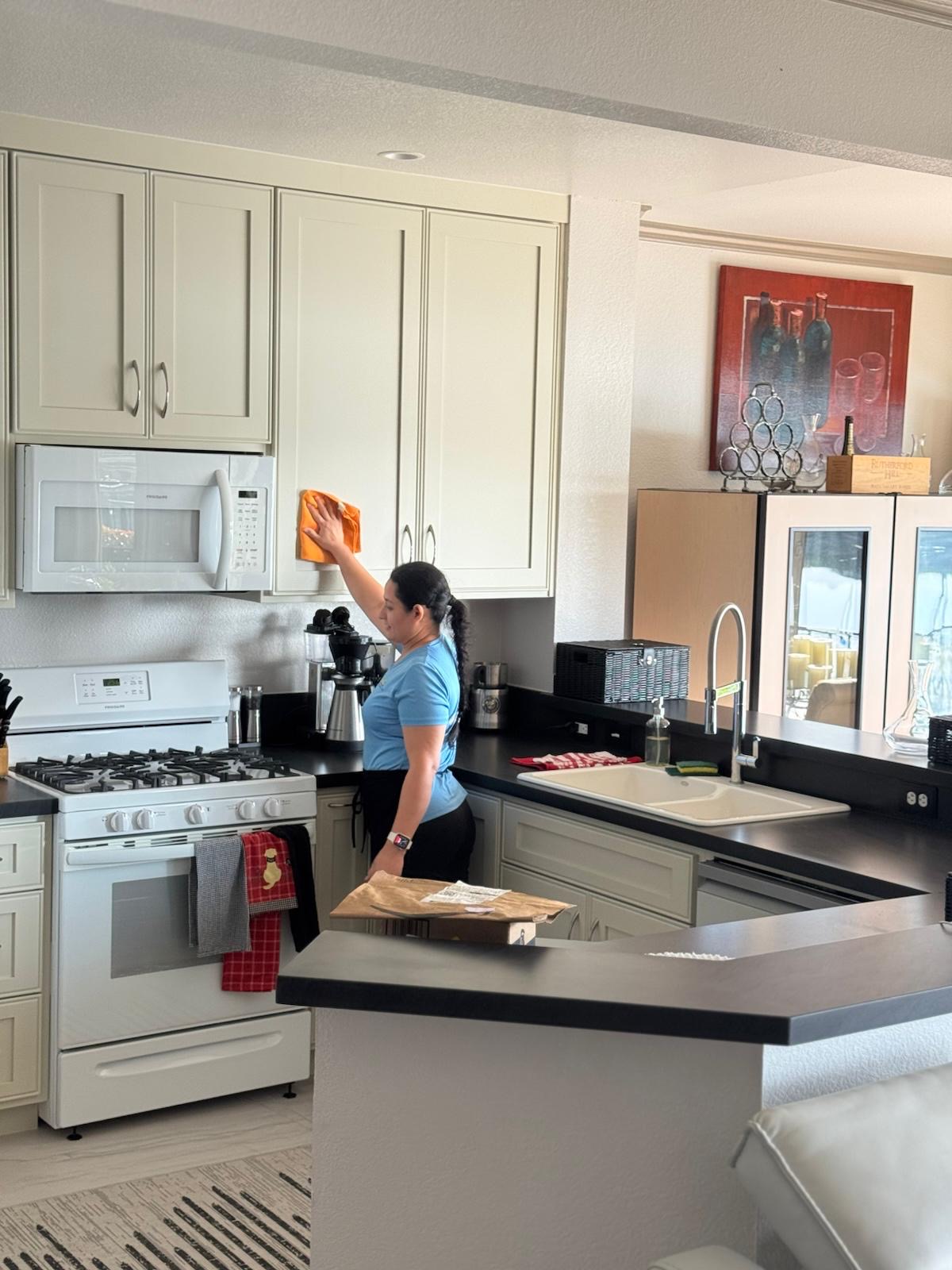 Home Cleaning Home in Mather, CA (6)