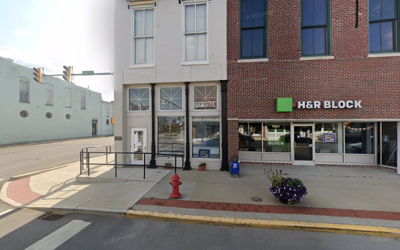 Newhouse & Newhouse Attorneys At Law in Rushville, IN