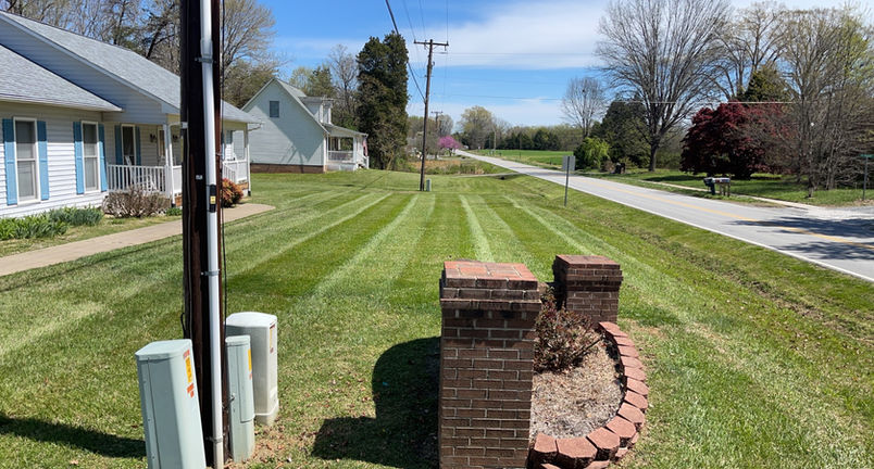 Unlimited Landscapes and Lawn Maintenance,LLC in Mc Grady, NC (3)