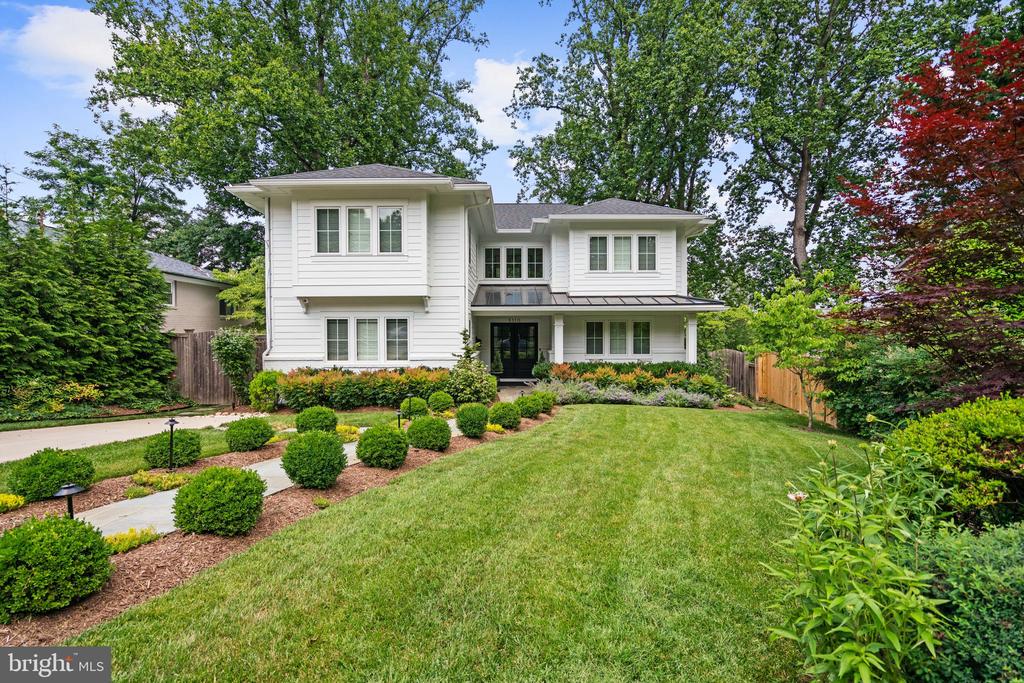 Dana Rice Group of Compass in Chevy Chase, MD (2)