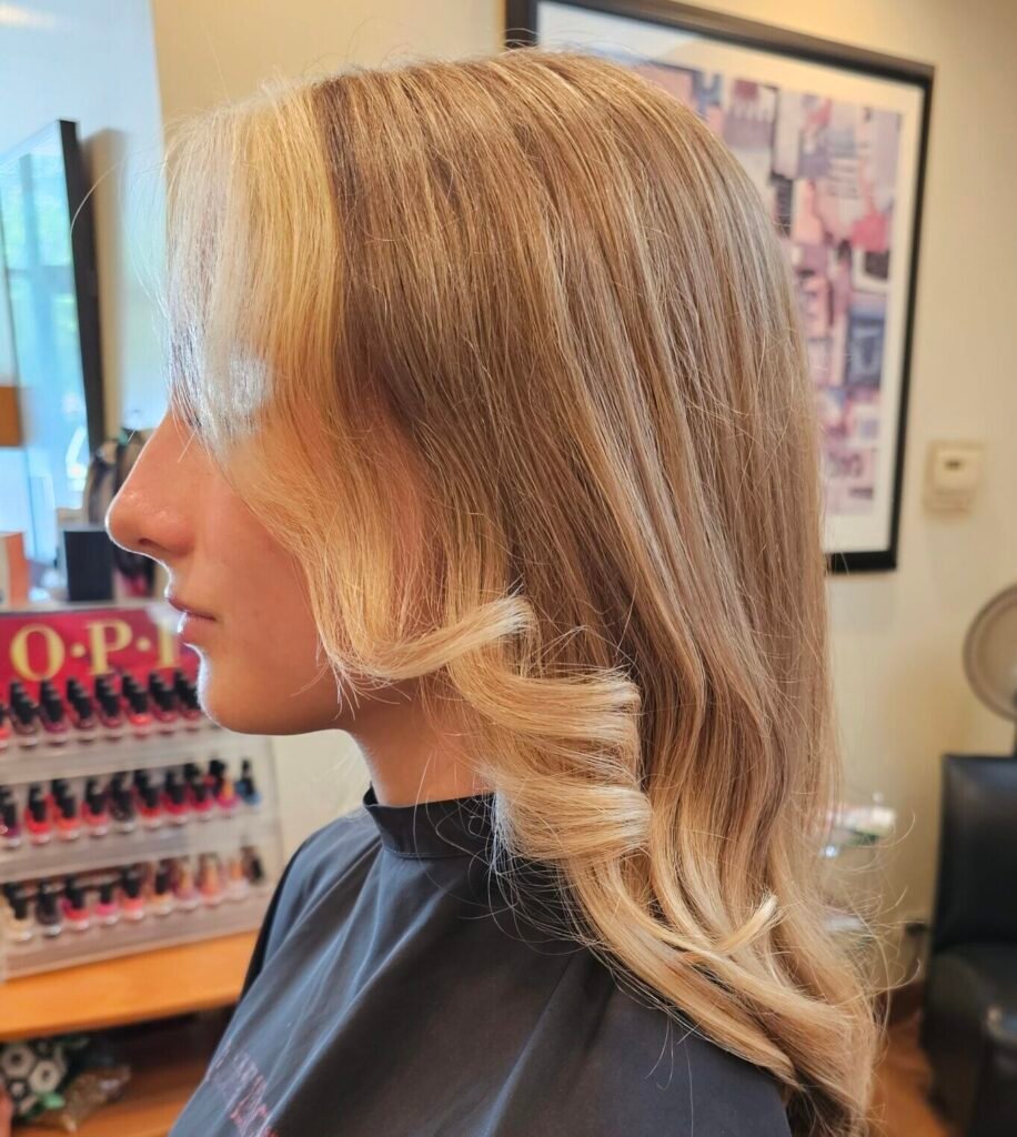Hairsay in Kenilworth, IL
