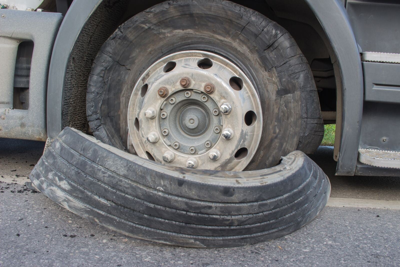 Highway Tire & Diesel Repair in Barstow, CA (2)