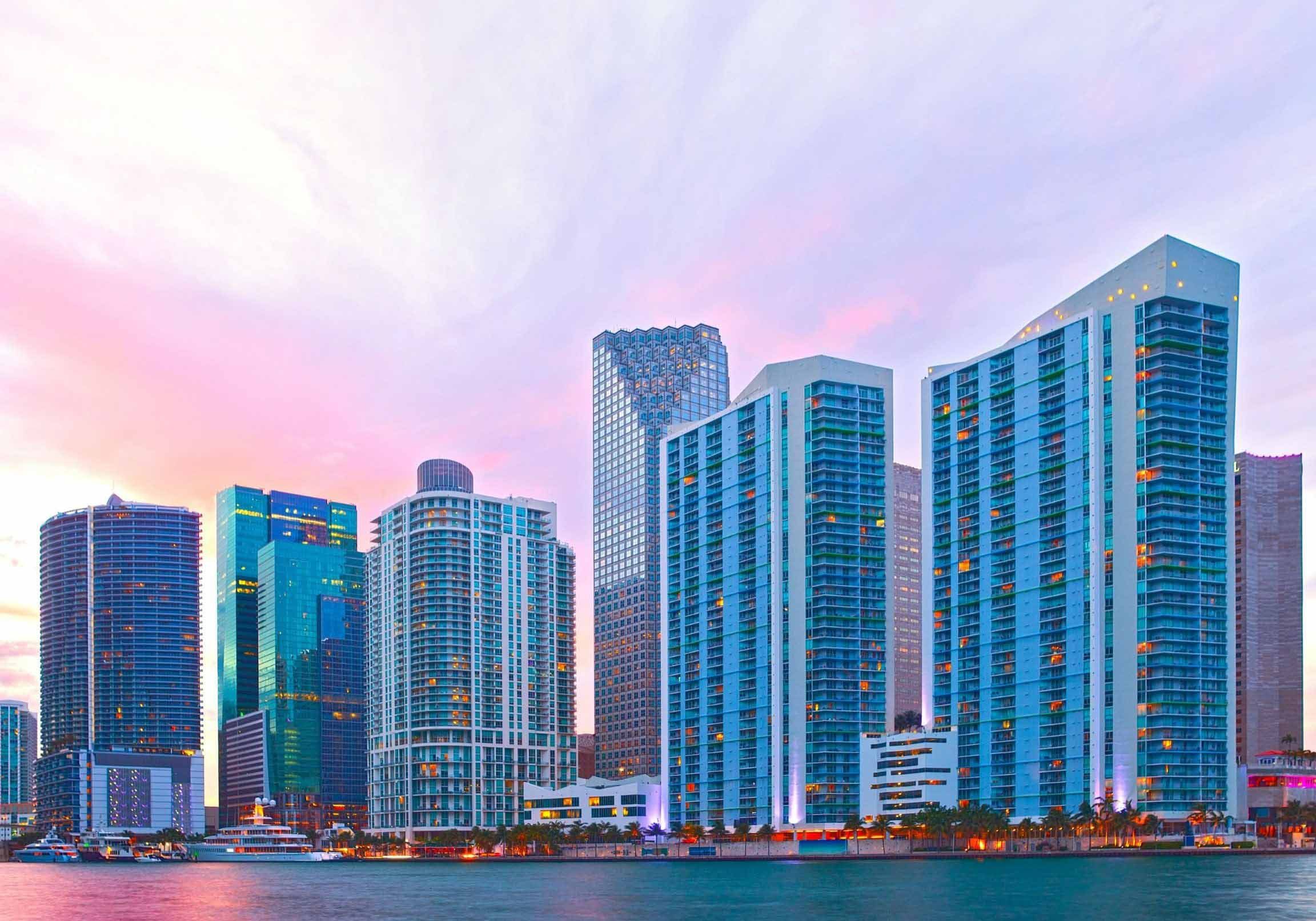Corinne Dodd, Real Estate Agent in Key Biscayne, FL (2)