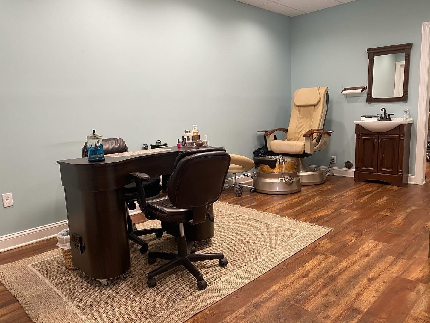 Oasis Salon & Spa/Salt Cave in Rocky Mount, VA
