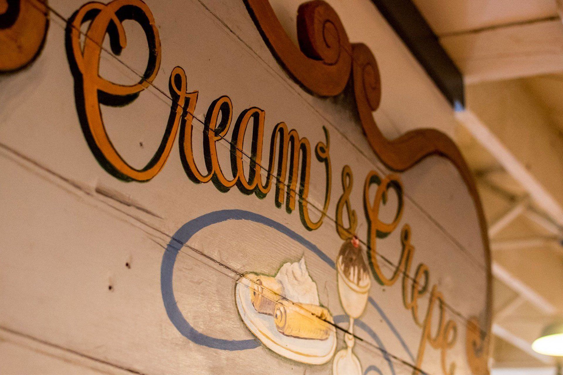 Cream & Crepe Cafe in Cedarburg, WI (3)