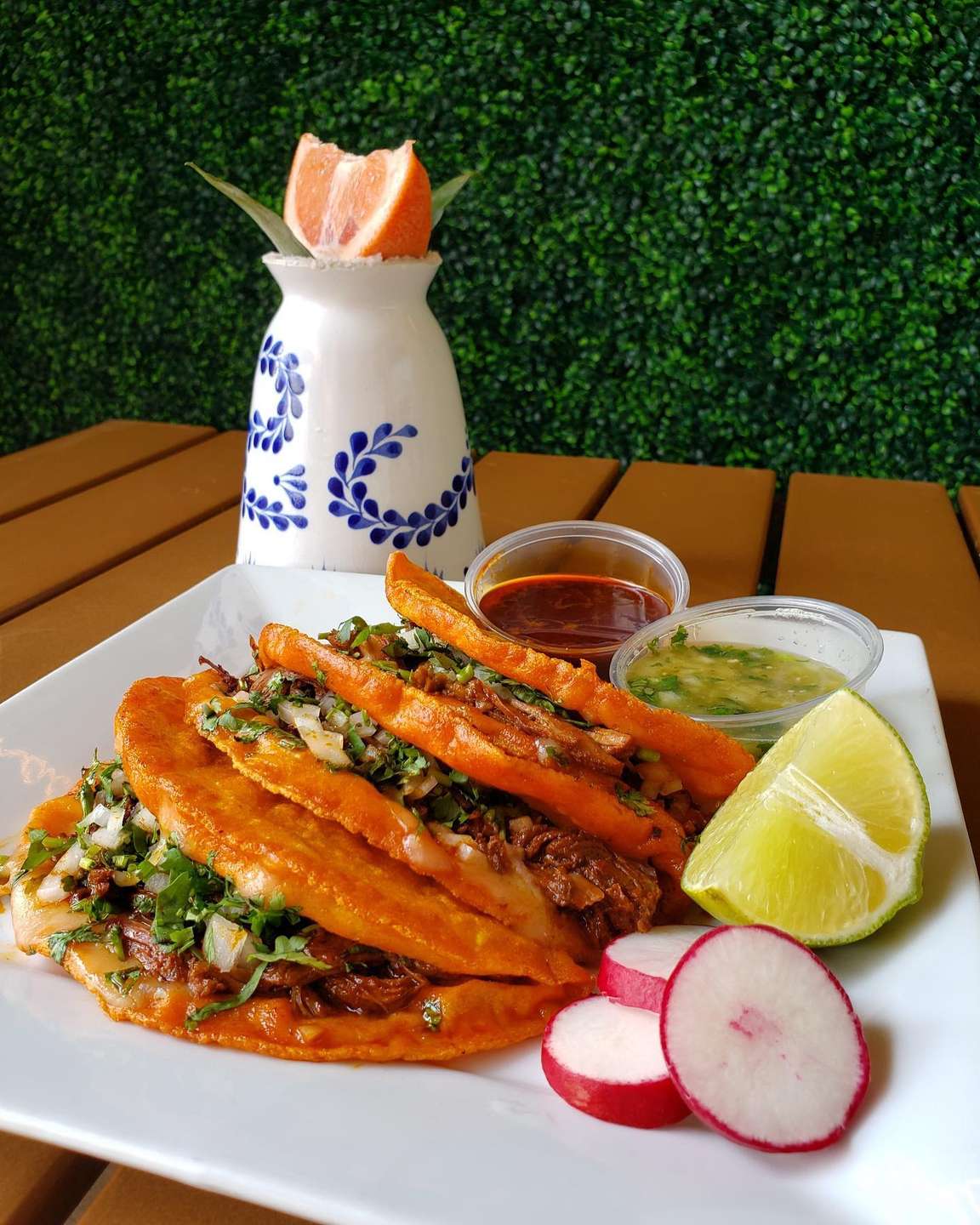 La Parrilla Mexican Restaurant & Bar in Riverbank, CA (3)