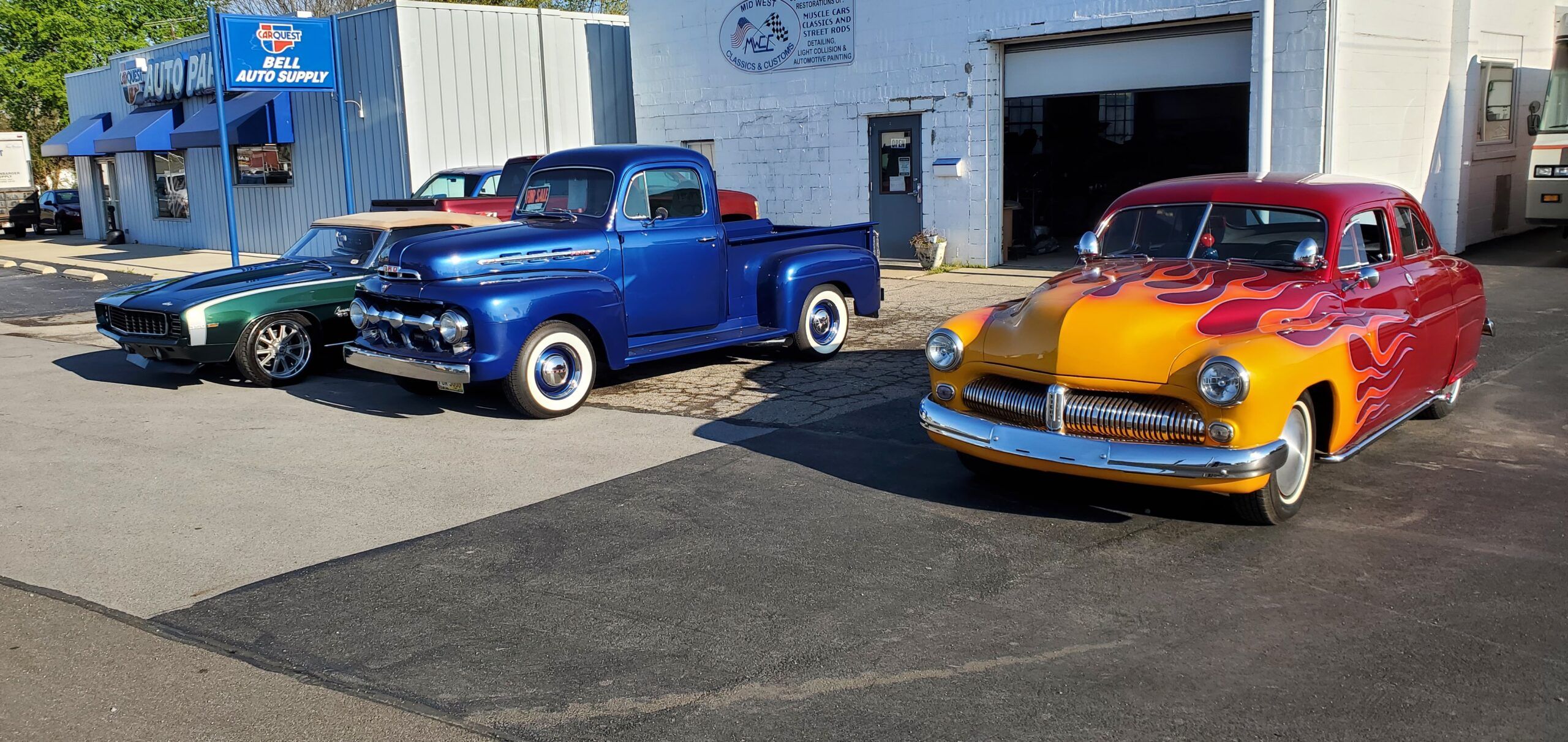 Mid West Classics & Customs in Ottawa, OH