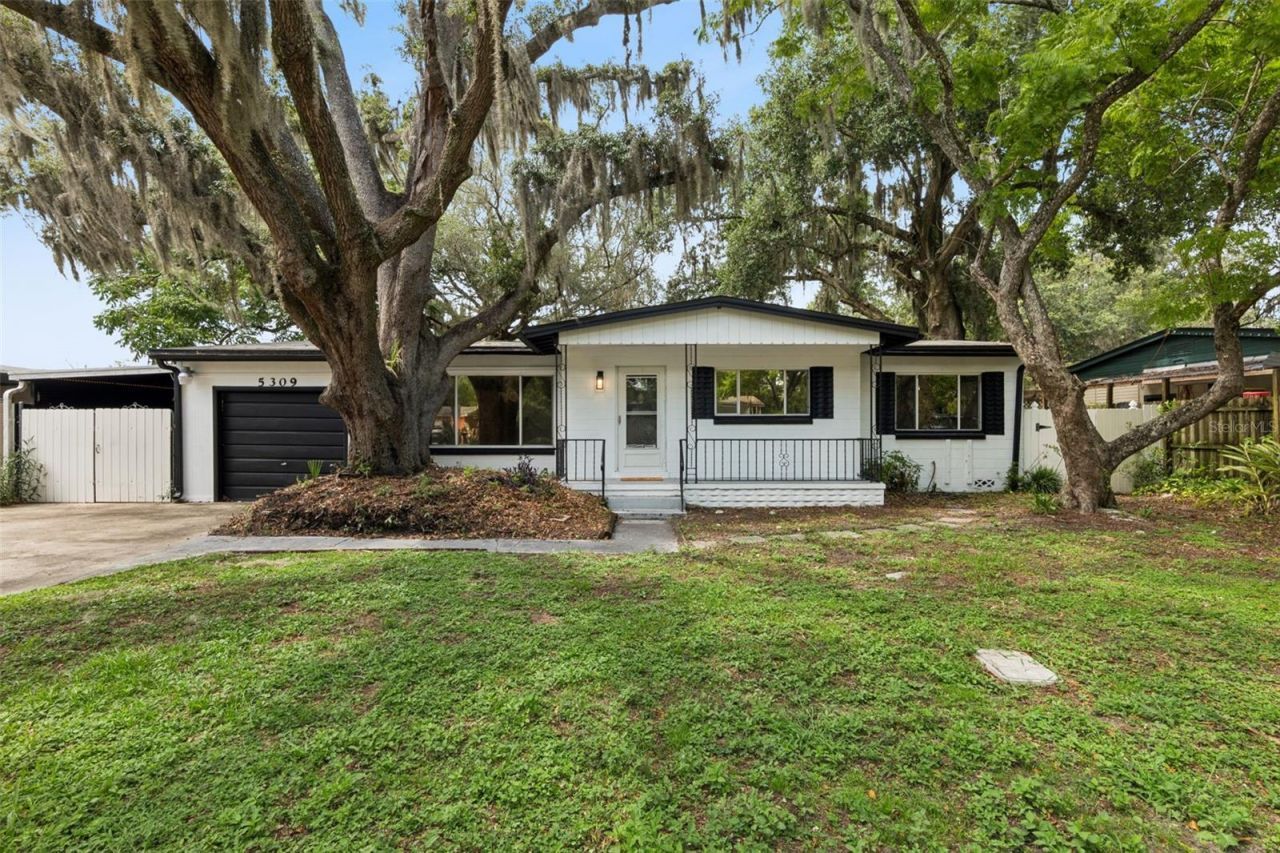 Watson Realty Corp Oviedo in Oviedo, FL