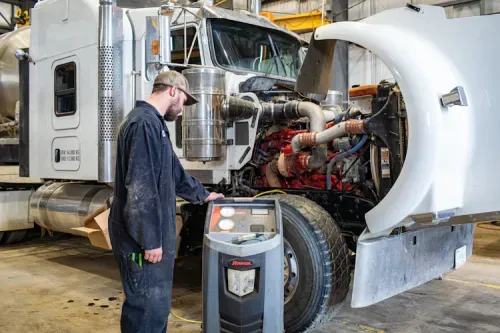 Apex Diesel Repair | Diesel Mechanic Services in New Braunfels, TX (3)