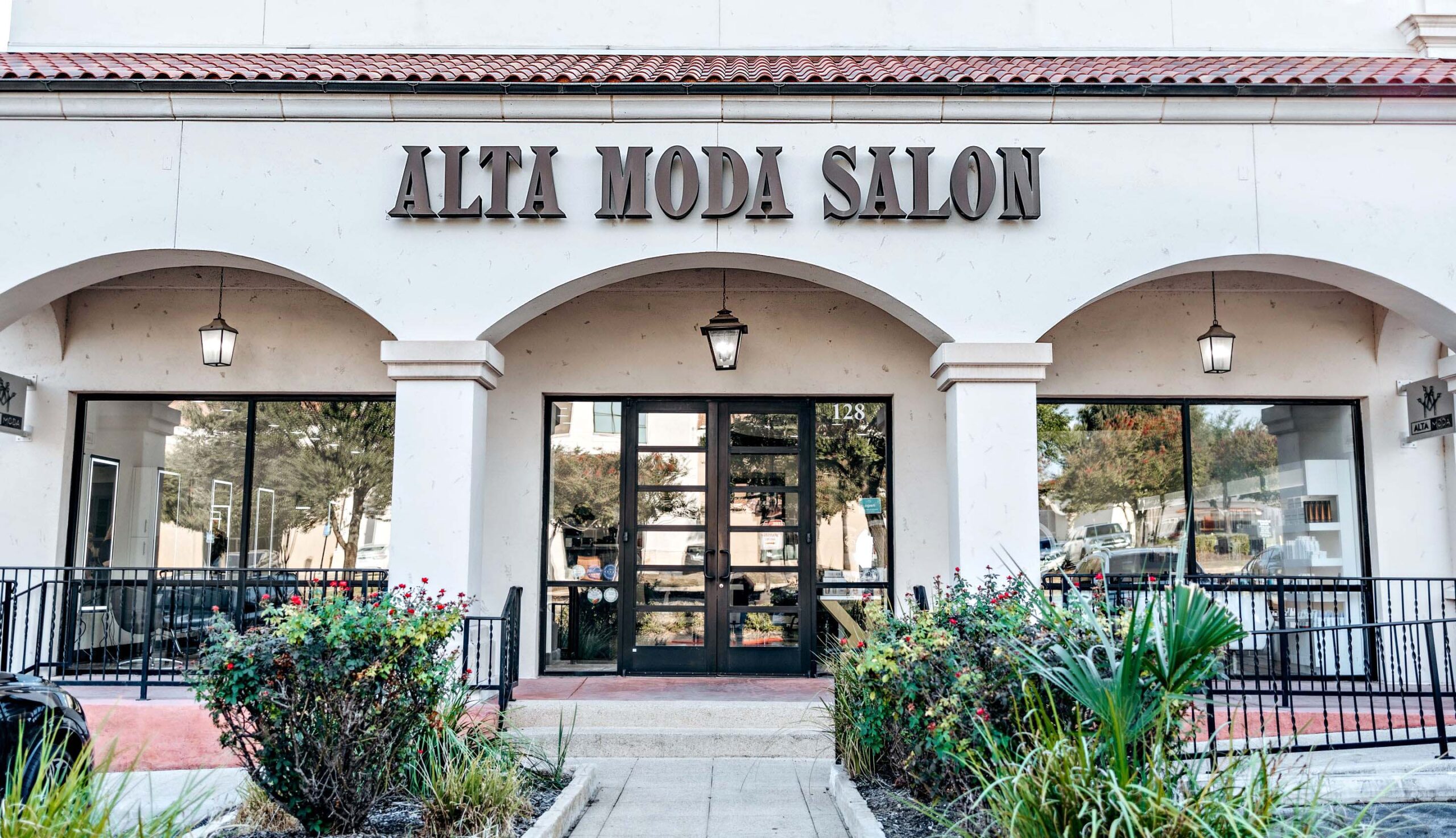 Alta Moda Salon in San Antonio, TX