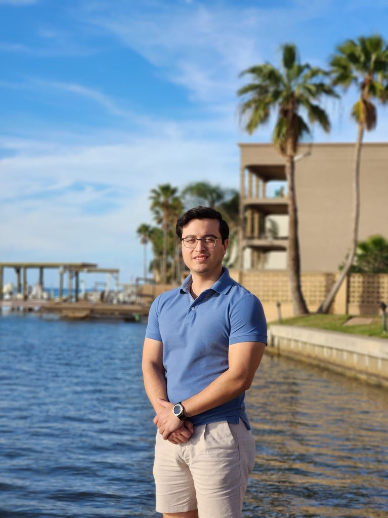 Cianna Perez - Texas Coast & Country Real Estate in South Padre Island, TX (5)