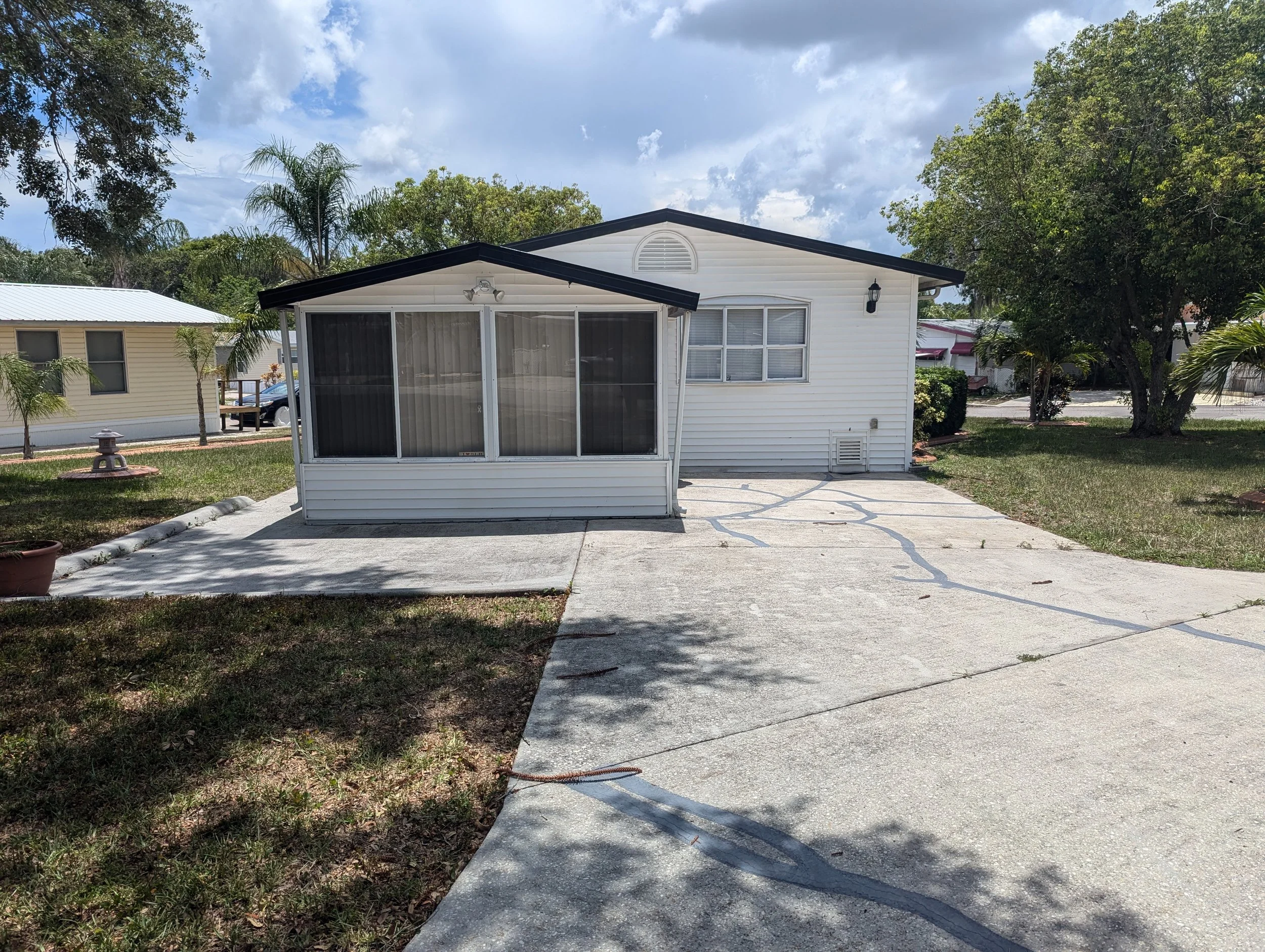 Bender Realty LLC in Lake Wales, FL