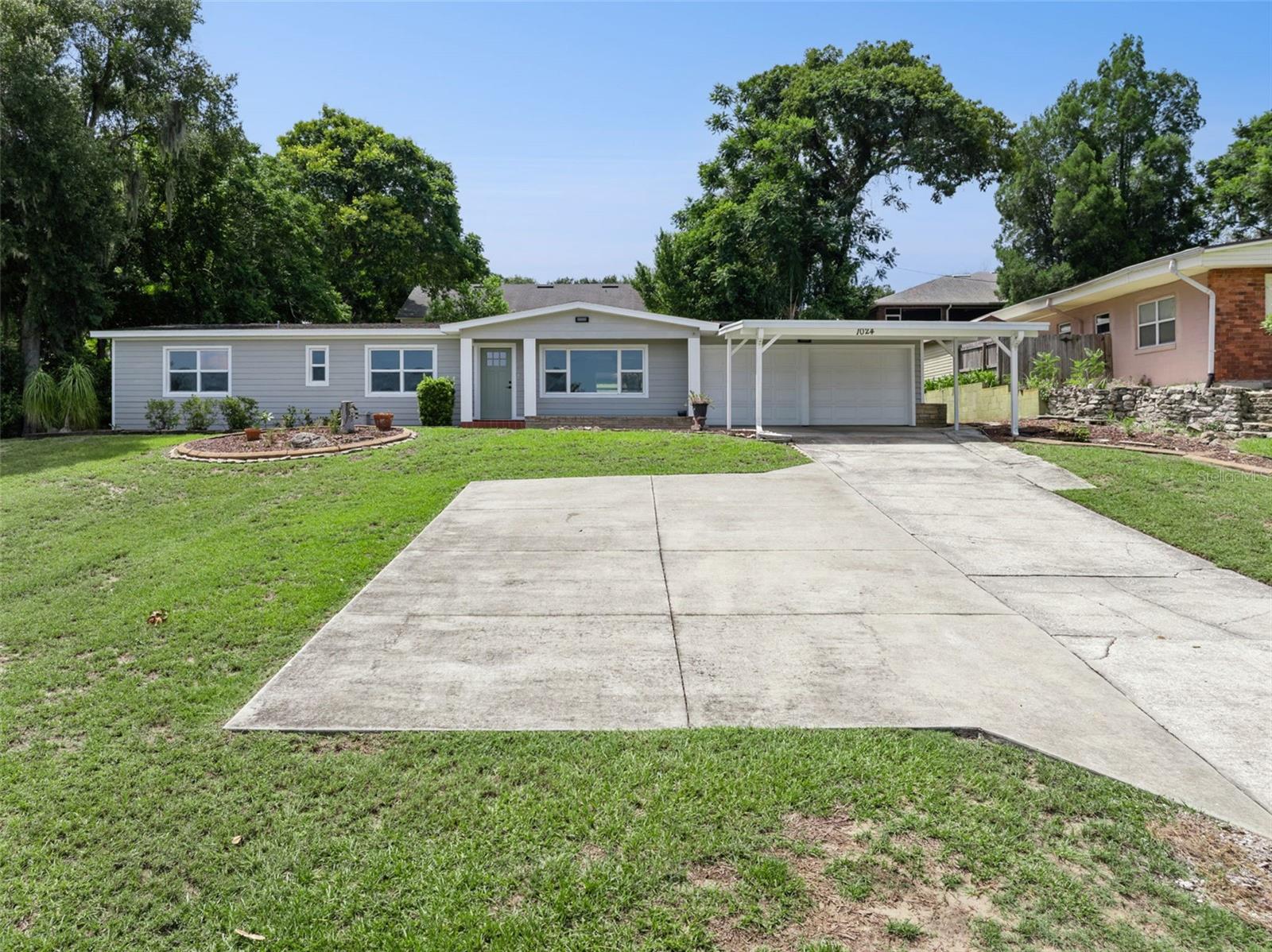 Erin Floyd Real Estate Team in Winter Haven, FL (3)