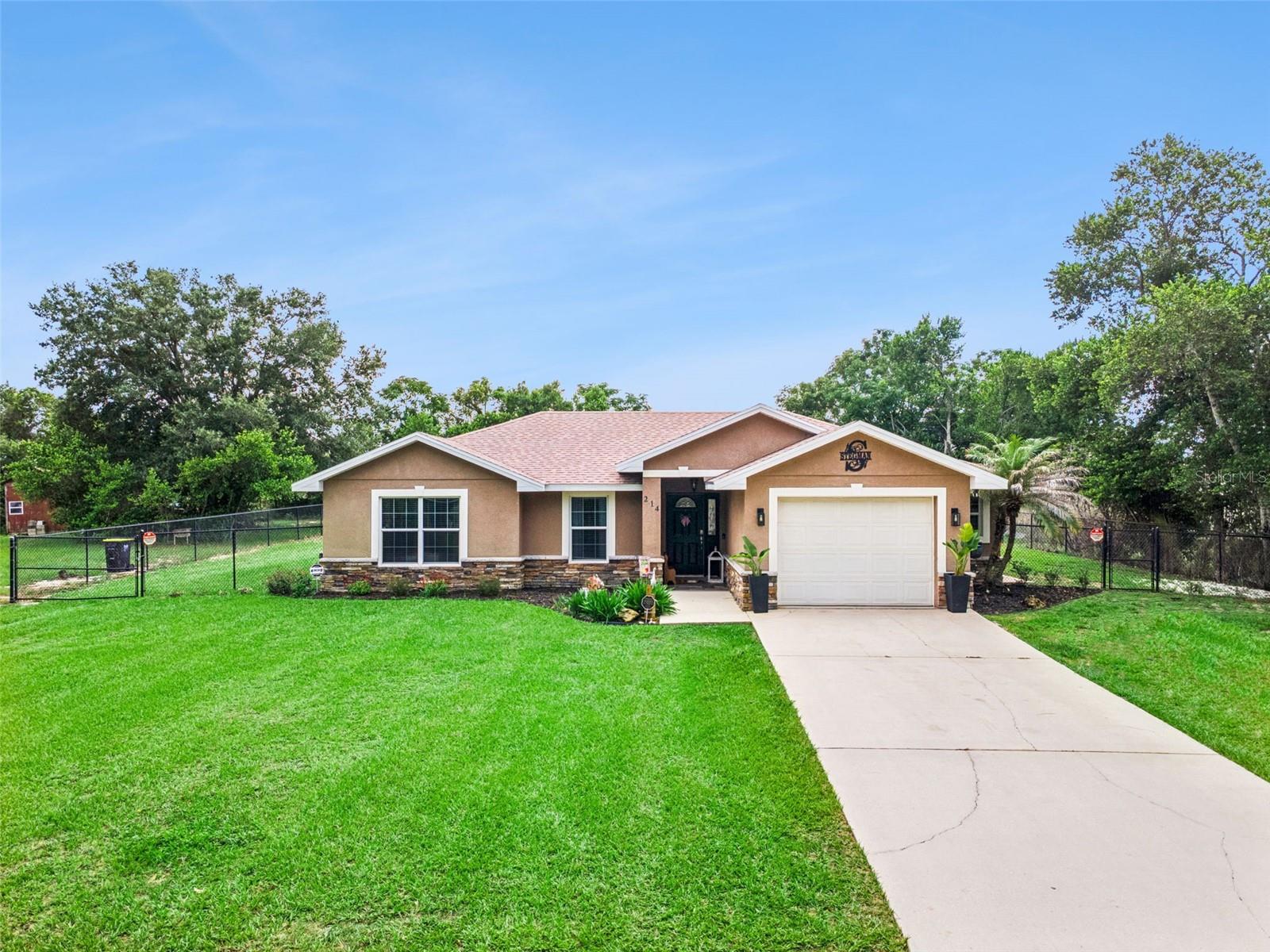 Erin Floyd Real Estate Team in Winter Haven, FL (5)