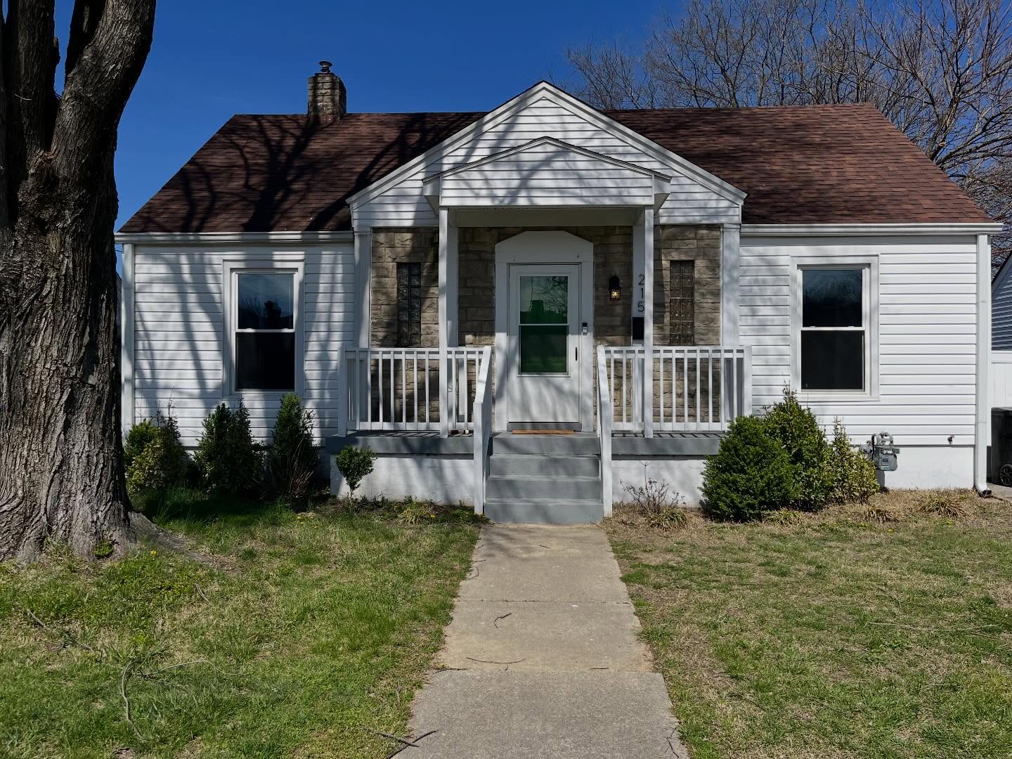 Louisville Realtor® | Ryan Burkhead in Fisherville, KY (5)