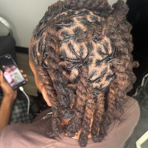 Toristyles_sc Salon in Columbia, SC