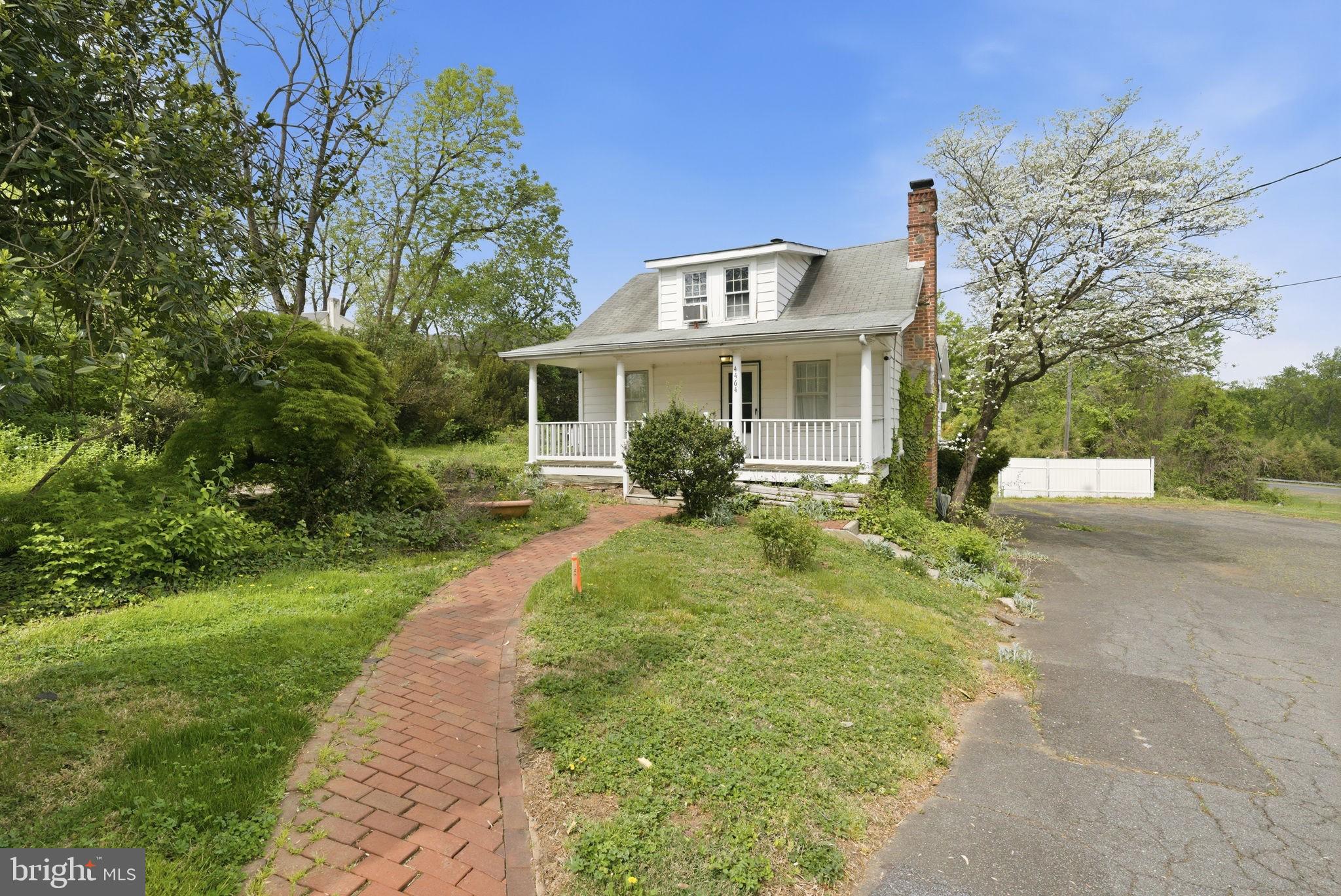 Corcoran McEnearney in Kensington, MD (2)