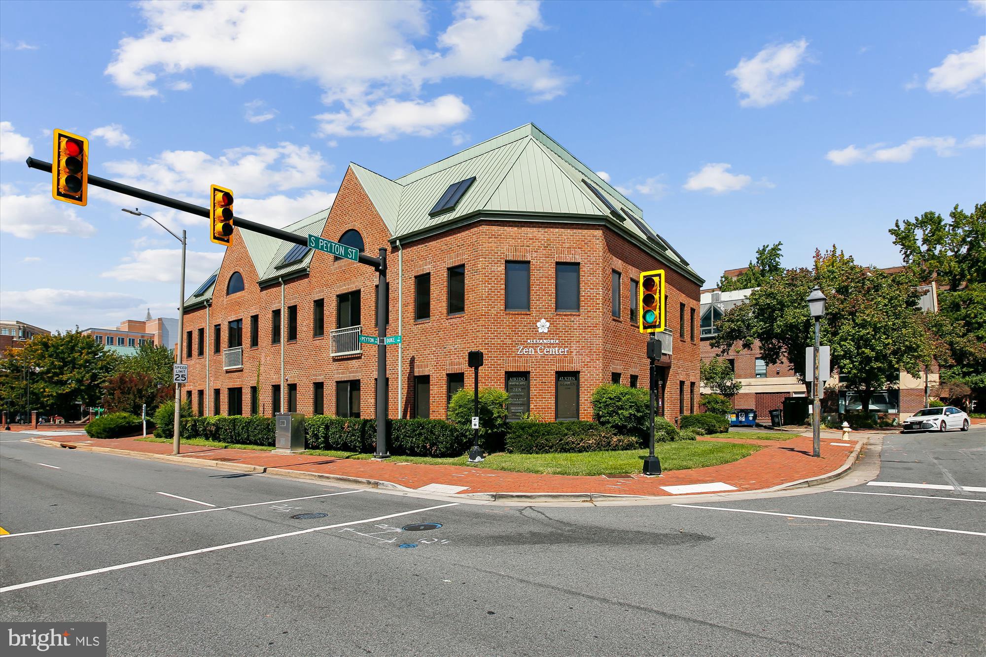 Corcoran McEnearney in Kensington, MD (5)