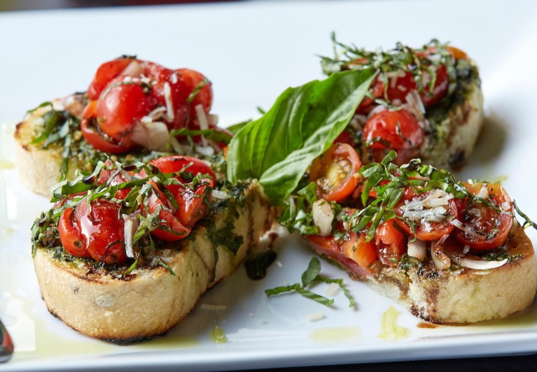 Wence House | California Cuisine in Brentwood, CA