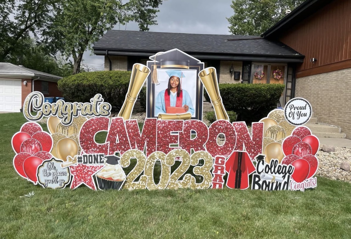 Garden Crowns Yard Sign Rental in Leroy, IN (3)