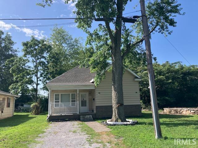 Beth Hicks/ Realtor in Vincennes, IN (6)