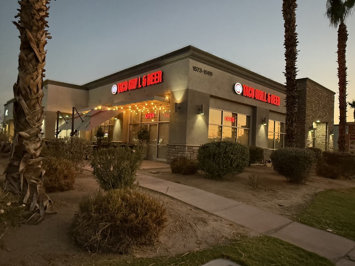 D'Poly Taco, Grill & Beer in El Centro, CA (6)