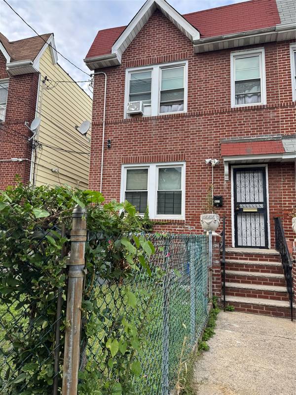Leatherman Homes - Real Estate Agency - Rockville Centre in Rockville Centre, NY (2)