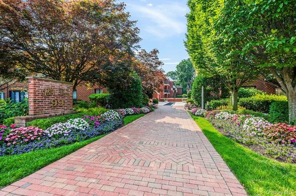 Leatherman Homes - Real Estate Agency - Rockville Centre in Rockville Centre, NY (4)