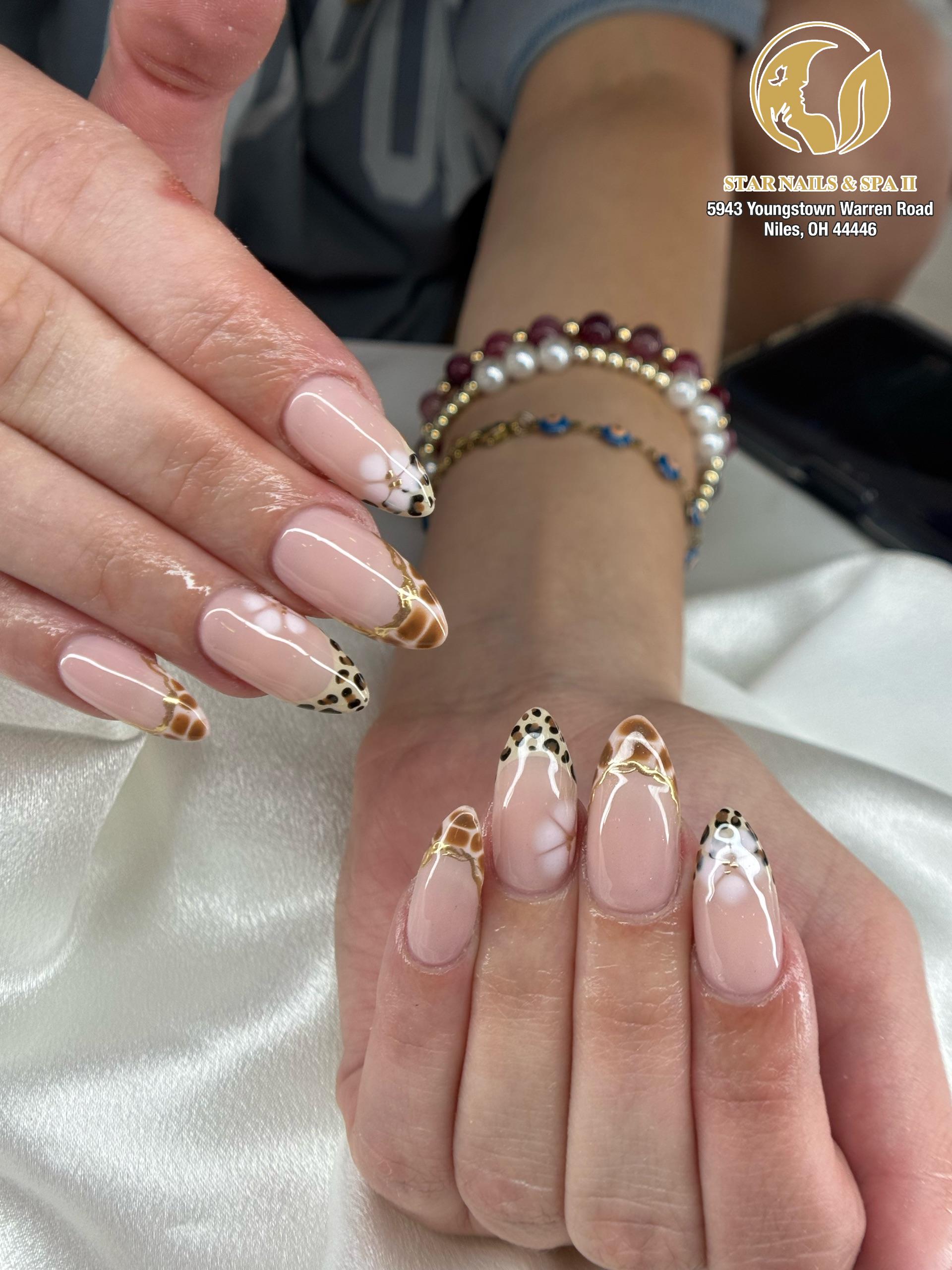 Star Nails II & Spa in Niles, OH