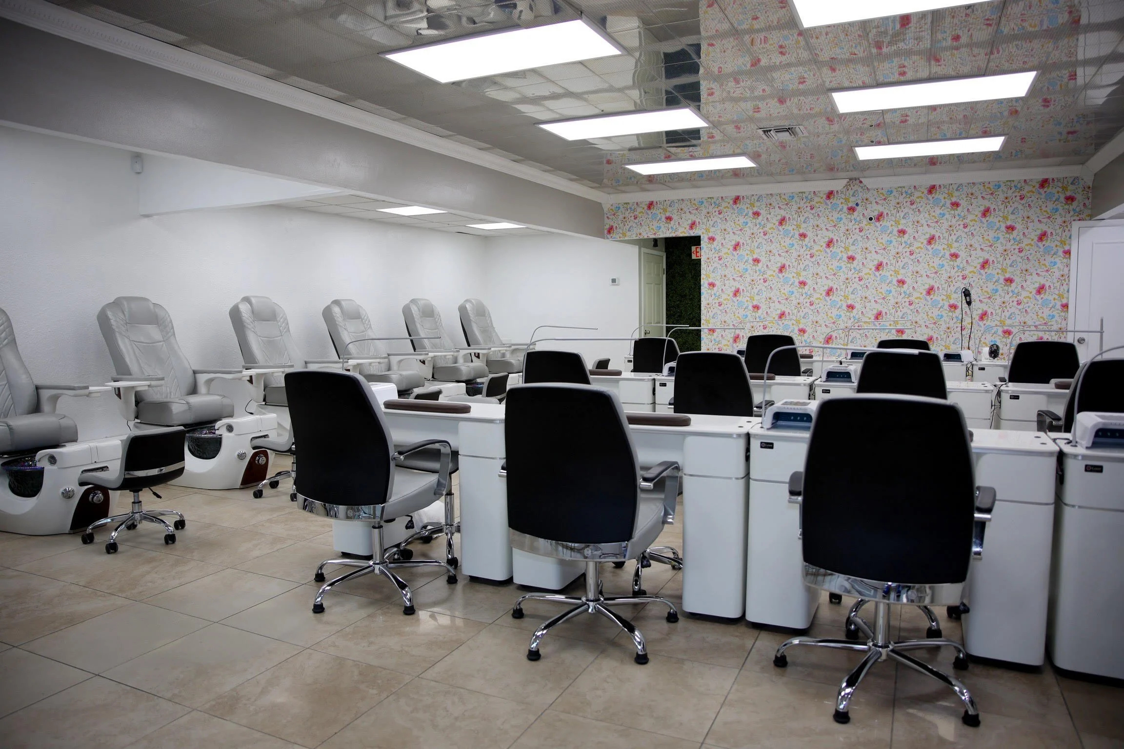 Signature II Nail & Skin Care in Hialeah, FL
