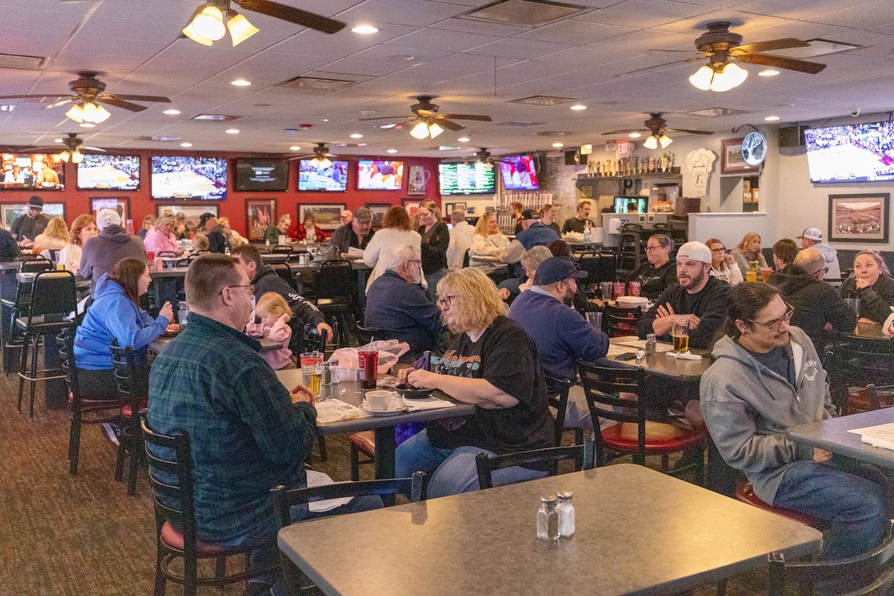 Bunkers Sports Bar & Grill in Vandalia, OH
