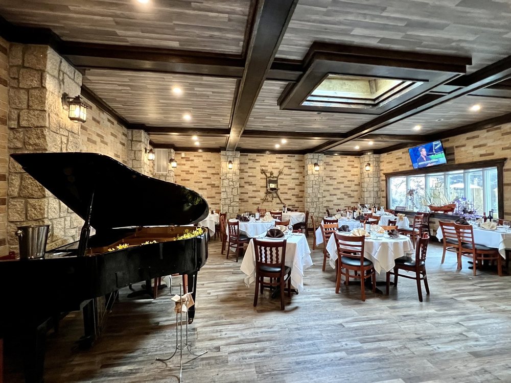 Lisbon Cafe in Mineola, NY (6)