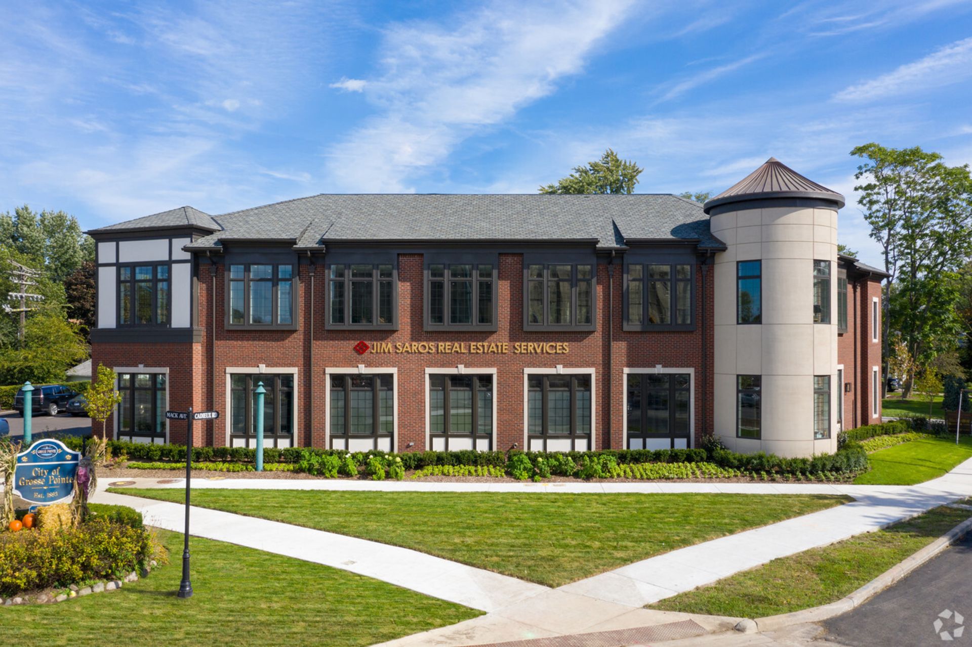 Saros Real Estate Services in Grosse Pointe, MI
