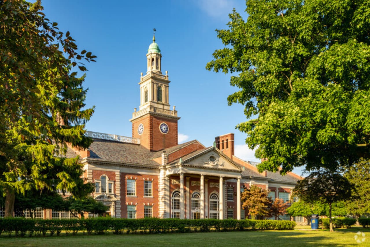 Saros Real Estate Services in Grosse Pointe, MI (5)