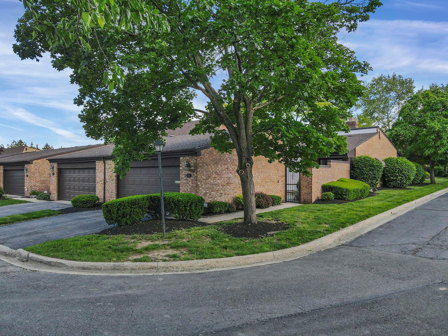 Grace Scott • Live Well Columbus • with Fathom Realty in Brice, OH (4)