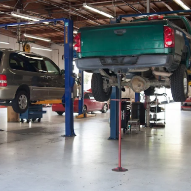 Lee's Auto Repair Service in Rancho Cordova, CA (6)