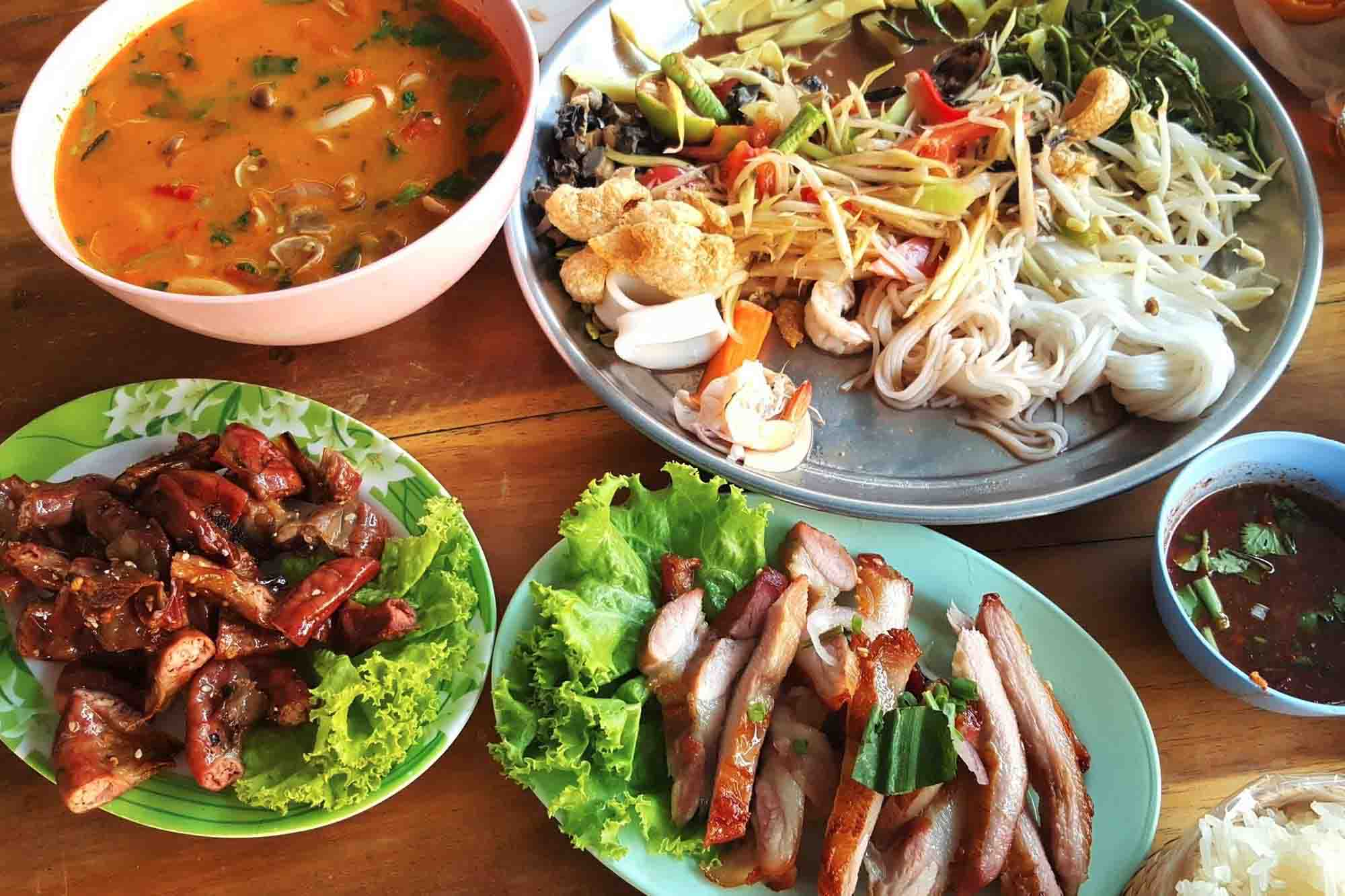 Madre & Son Soulfood Cafe in Newark, NJ (2)