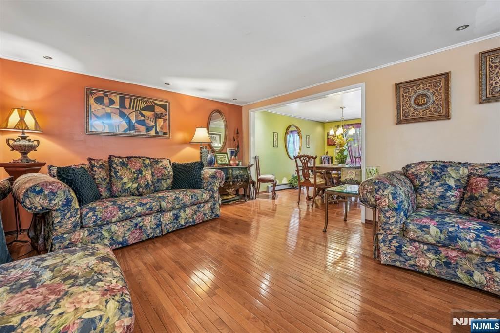 Allegra House, Global Real Estate Advisor Licensed in NJ & GA in Englewood Cliffs, NJ