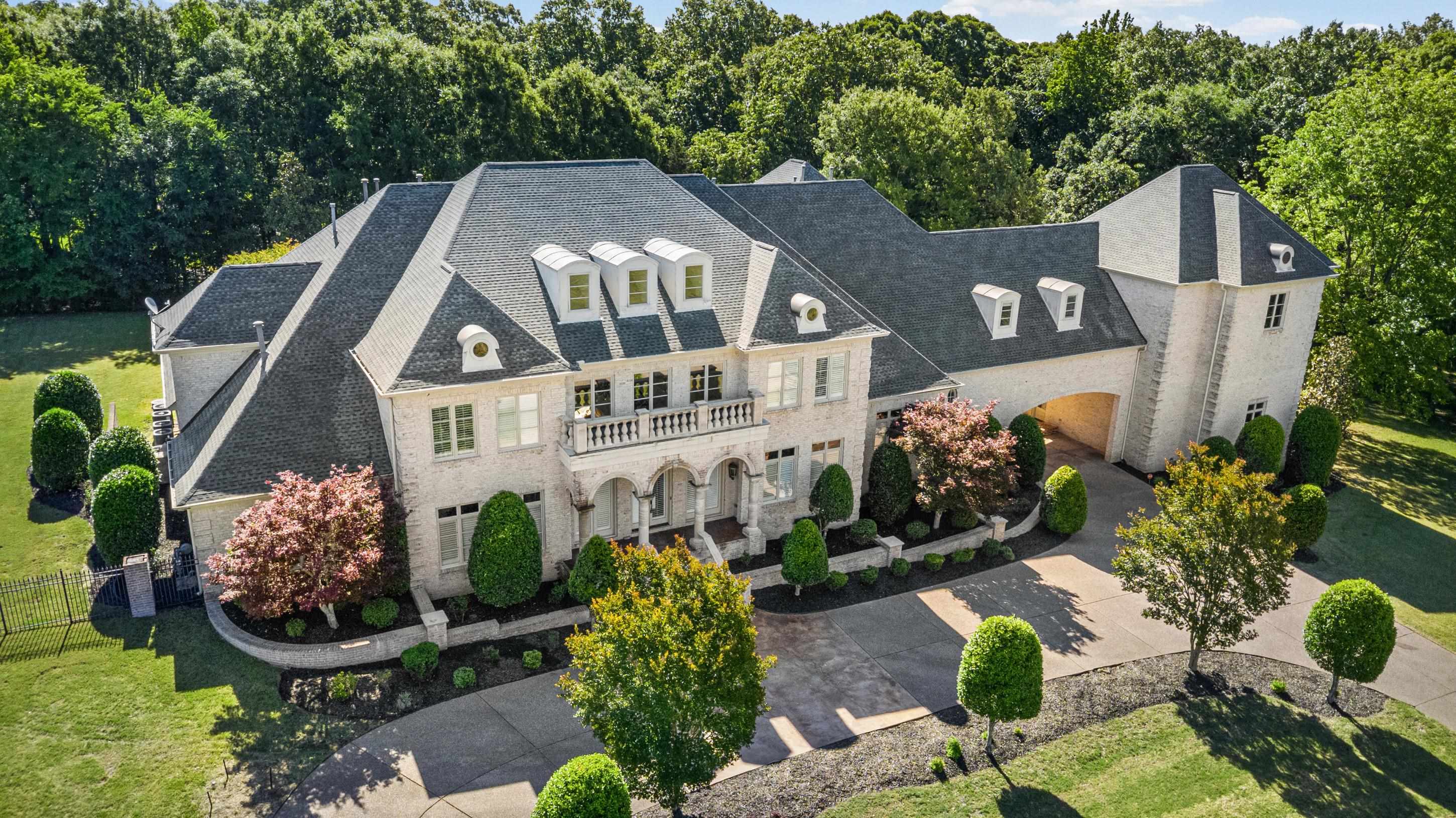Ashley Wisch Real Estate, Love your Memphis Group in Collierville, TN (6)