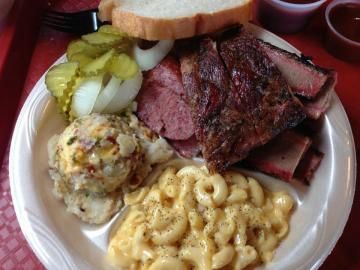 Hinze's Bar-B-Que in Wharton, TX (5)