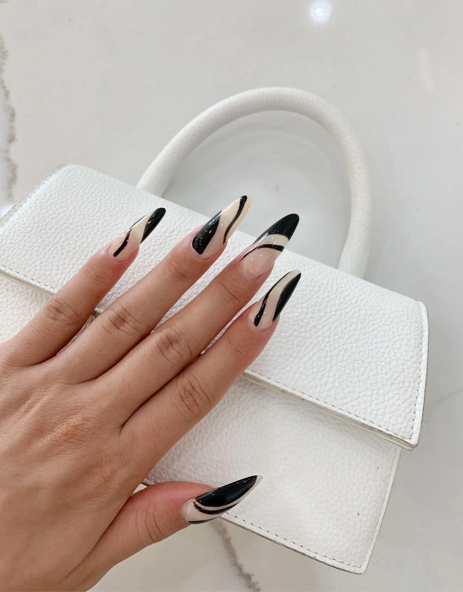 Ombre Nail Bar in Garden Grove, CA (4)