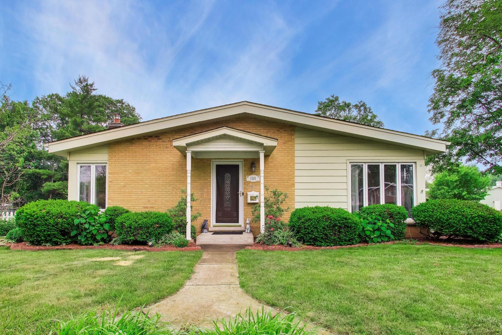 @properties: Caroline Starr, REALTOR, Lead C Starr Team in Arlington Heights, IL (6)