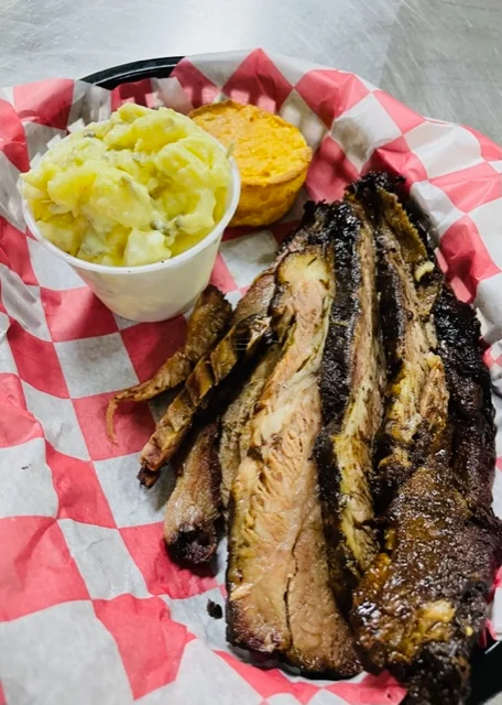 Ludz BBQ & Mattie's Desserts in Cocoa Beach, FL (6)